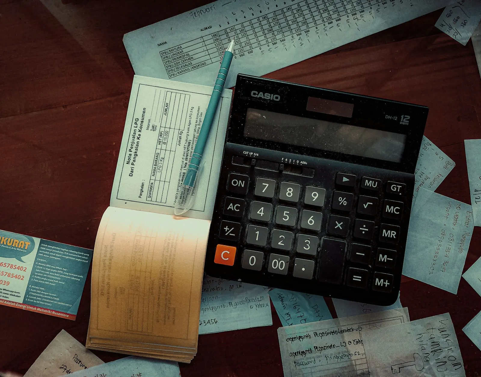 Calculatrice et factures pour le crédit d'impôt jardinage